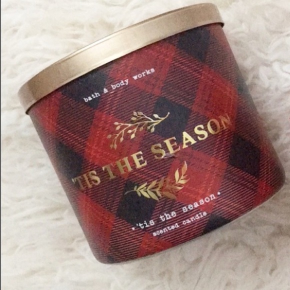 New White Barn 3 Wick Candle and Holder - Picture 2 of 9